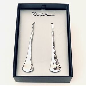 NWT New Box Robert Lee Morris Gorgeous Long Polished Shinny Silver Drop earrings